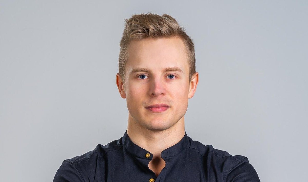 A blonde guy.